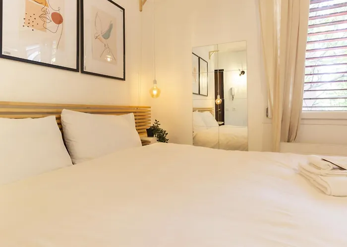 La Piccola - Free Parking *